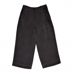 Preto2 trousers by sustainable clothing brand Lanefortyfive