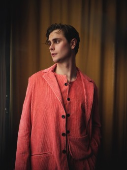 Lapelled three buttoned jacket by Lanefortyfive